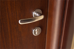 Ssle and assistance interior doors in Abruzzo - Seller wood doors Garofoli Gidea in Abruzzo - wood doors - casket doors - pocket doors