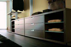 Sale and assistance walk in closets in Abruzzo - Retailer of walk in closets Henry glass in Abruzzo