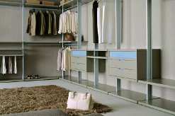 Sale and assistance walk in closets in Abruzzo - Retailer of walk in closets Henry glass in Abruzzo