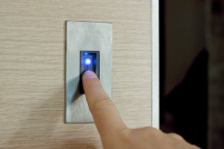 Sale and assistance security biometric doors in Abruzzo - Retailer security biometric doors in Abruzzo